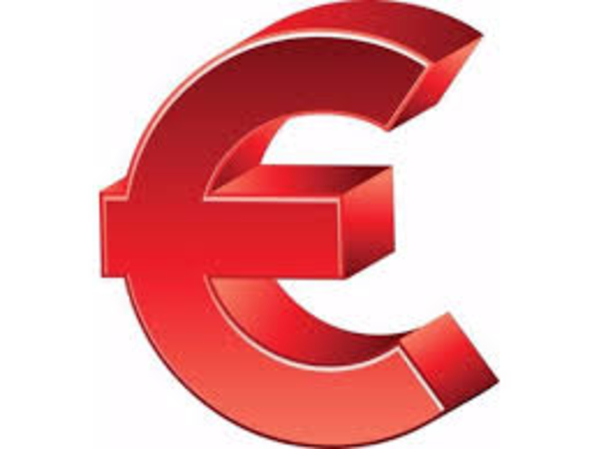 Специально запрограммированные дебетовые карты в продаже. 3