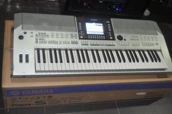 ​Sales : Yamaha PSR-S910 ,  Yanagisawa Model B-9930 , KORG PA588 88 Key  4